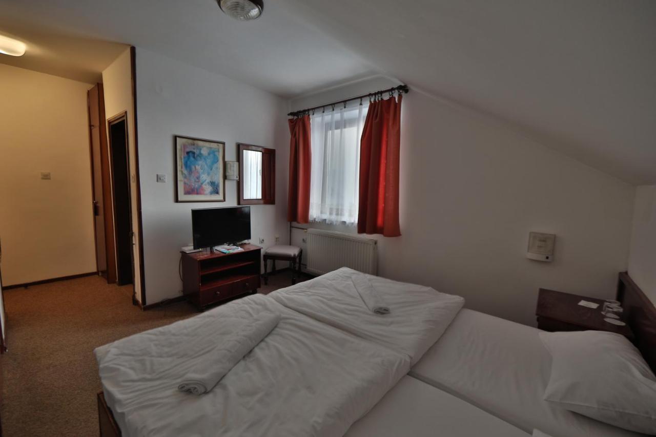Guesthouse Babin Zub Crni Vrh Exterior photo