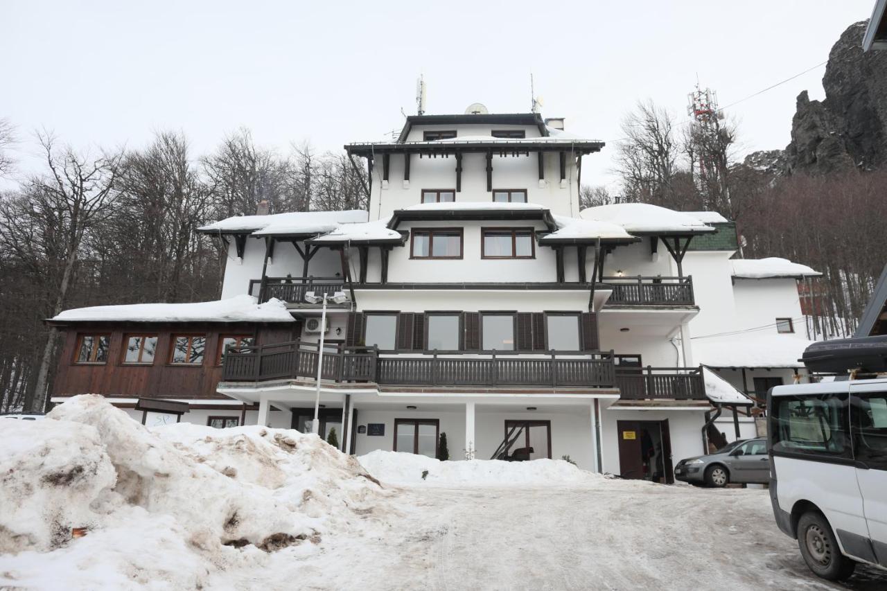 Guesthouse Babin Zub Crni Vrh Exterior photo